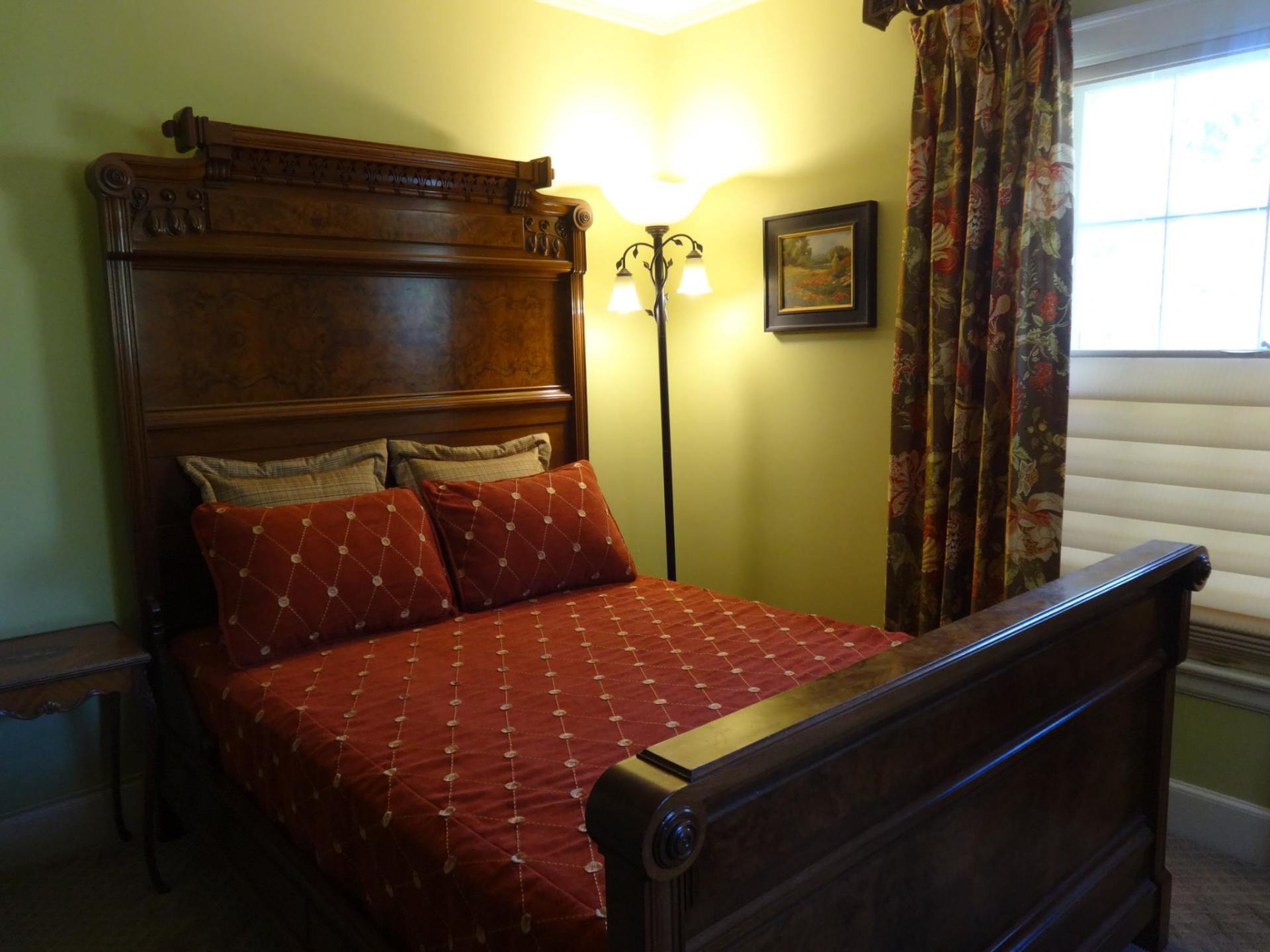 JS Custom Sewing, Topeka KS