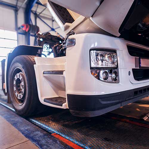 White Truck Repair — Duncan, OK — Hines Garage Heavy Truck & Trailer Parts
