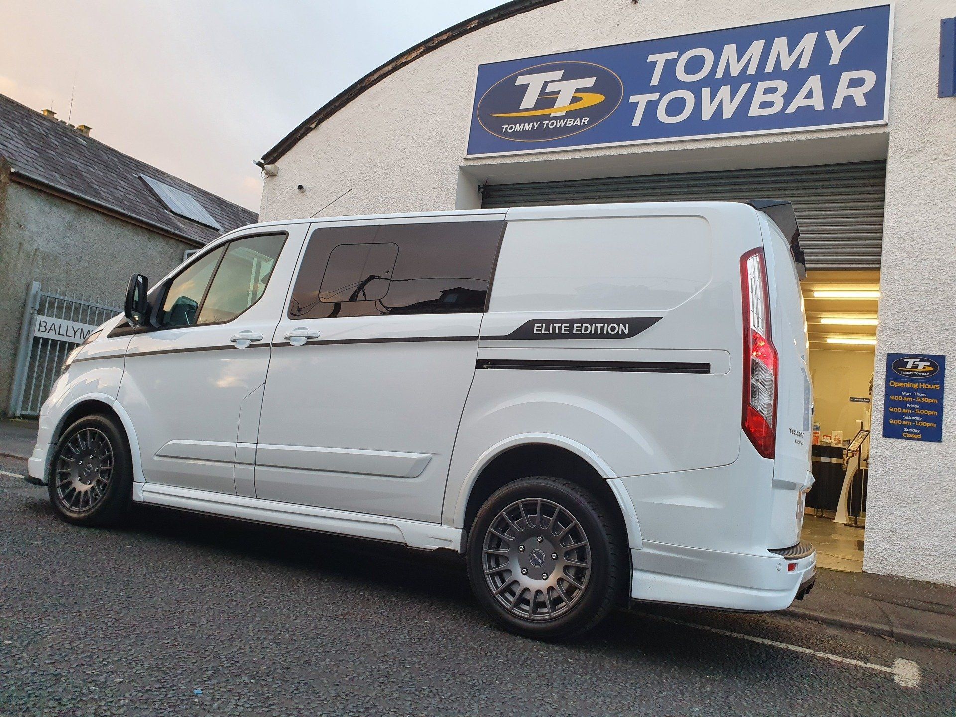 tow bar ford transit custom