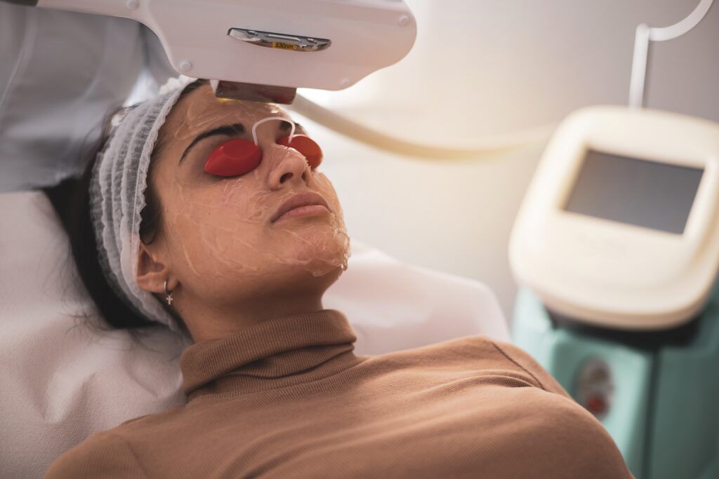 icl-skincare-therapy-shutterstock-ipl-photo-facial