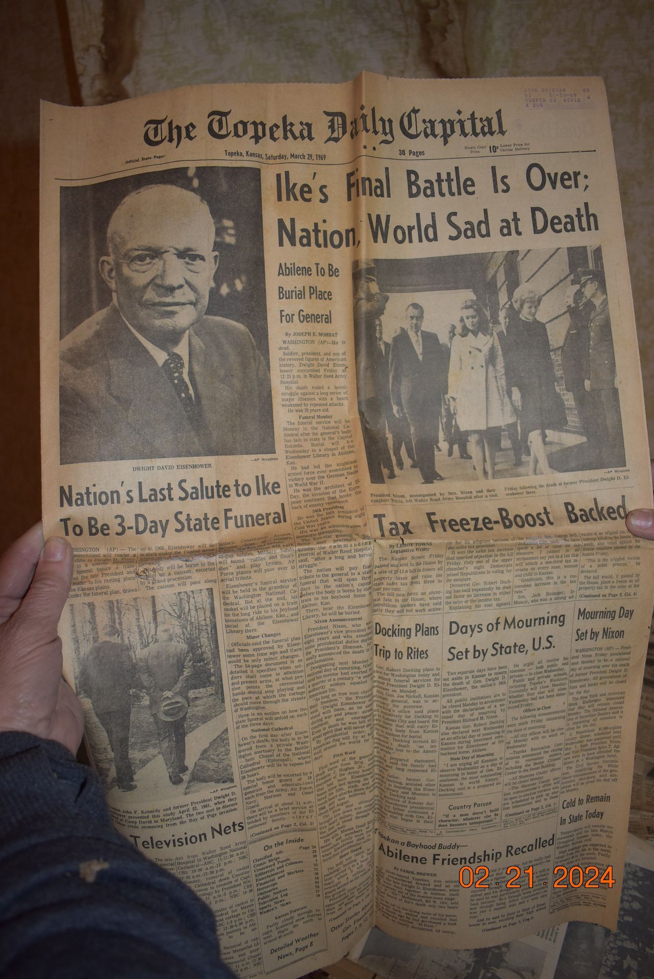 Antique news paper articles.