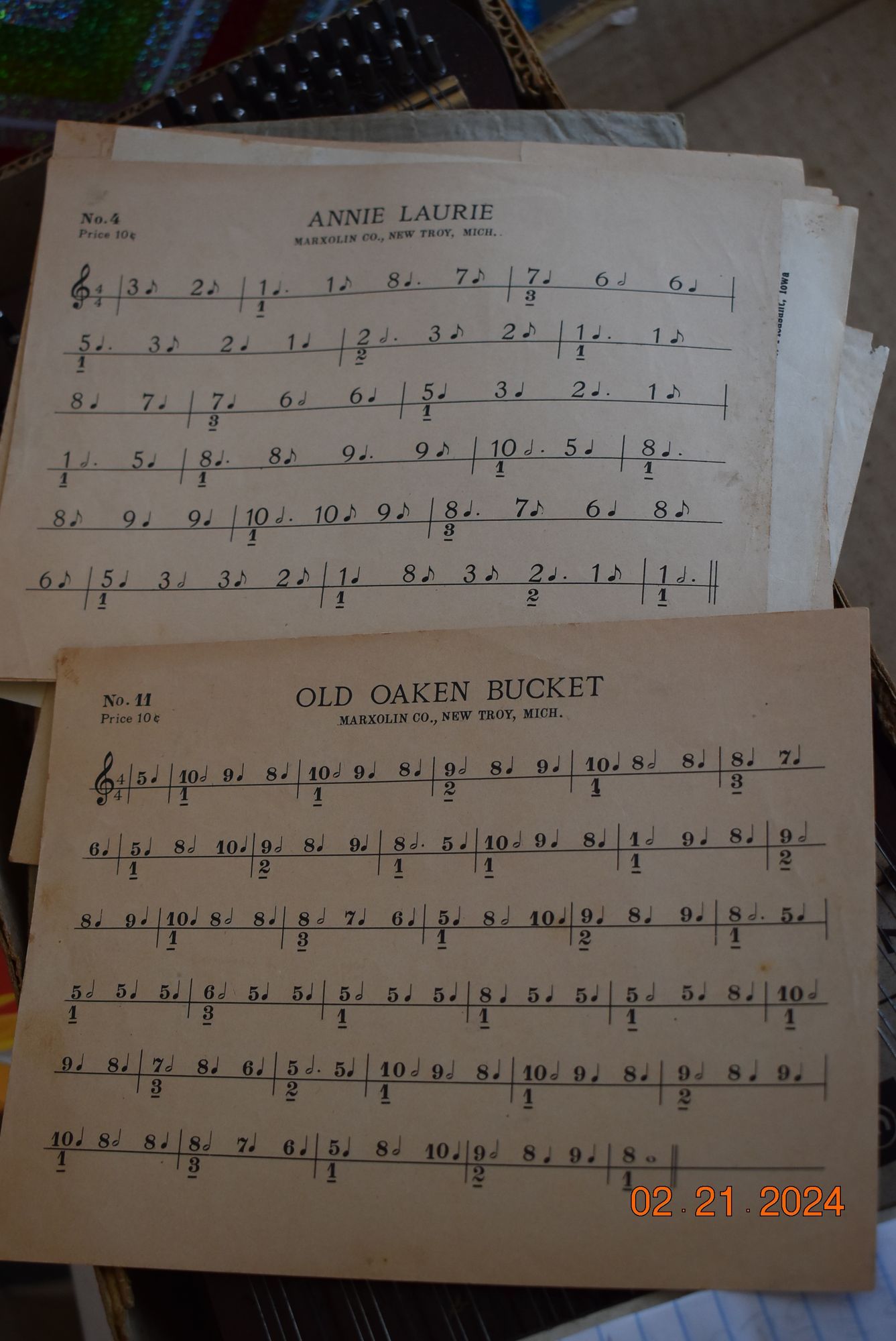 Annie Laurie and old Oaken Bucket sheet music