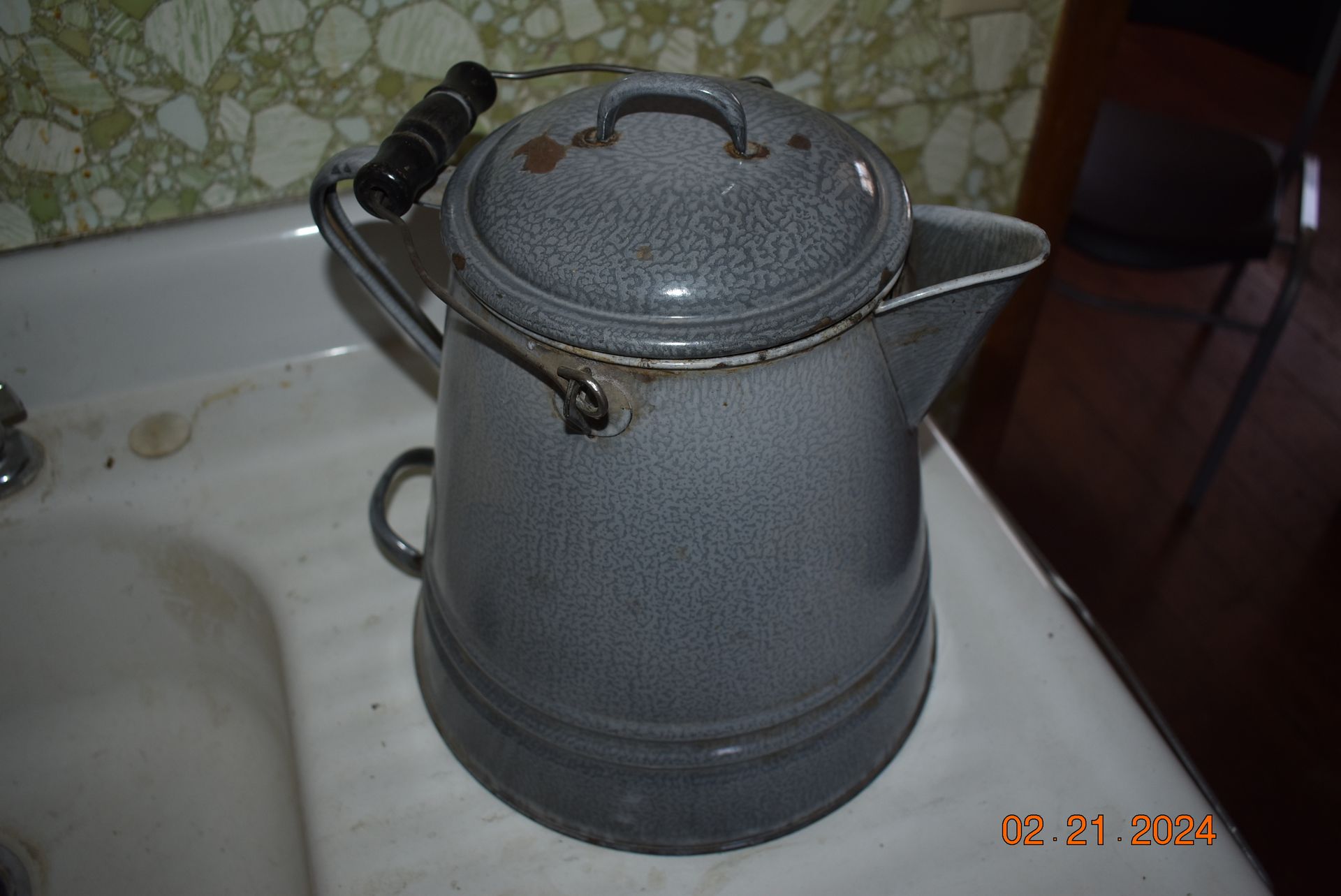 Antique kettle pot