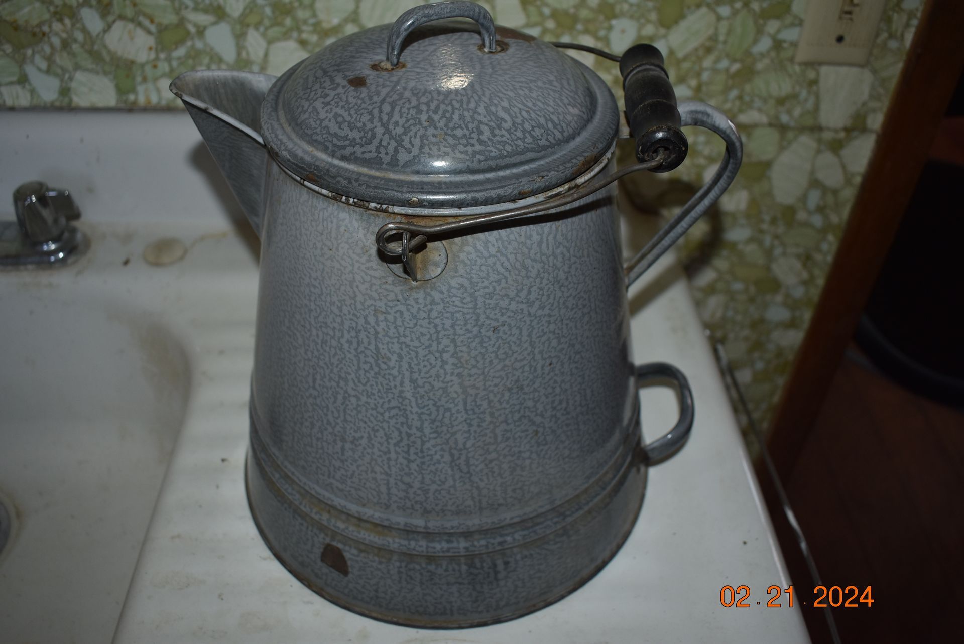 Antique kettle pot