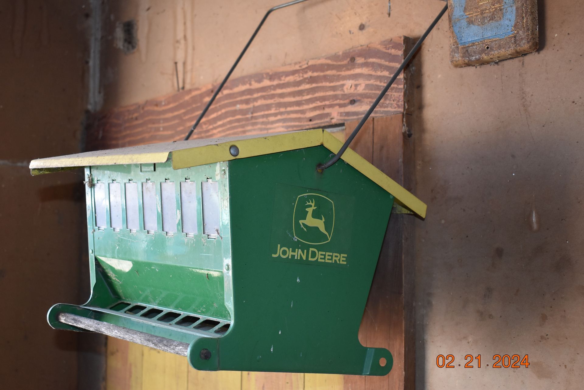 John Deer bird feeder