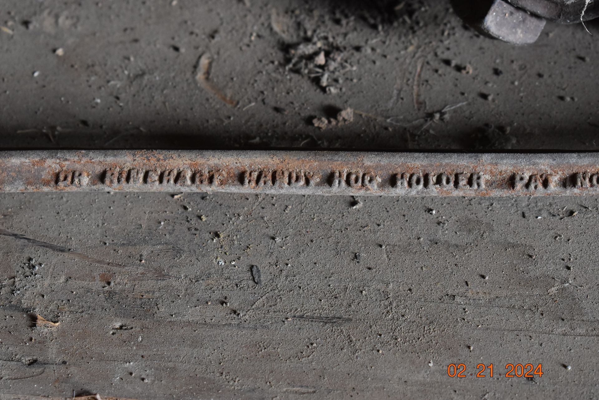 Dr. Rinehary handy hoo holder.