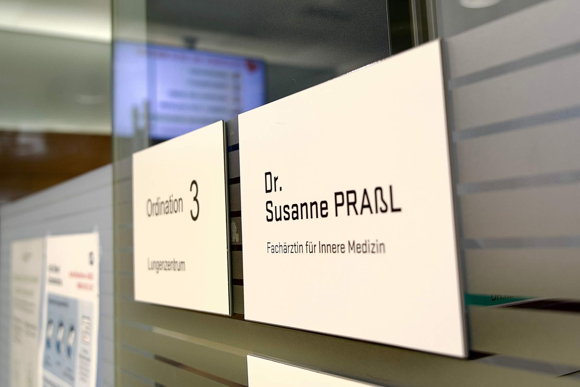 Display Dr. Susanne Praßl