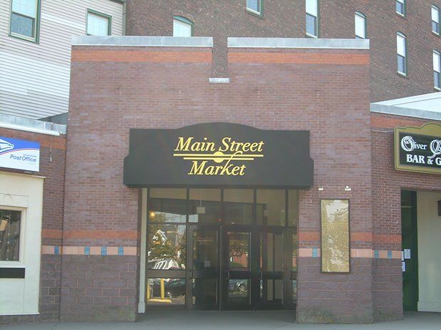 main street market awning