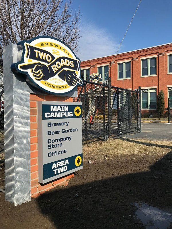 two roads brewing monument sign ct