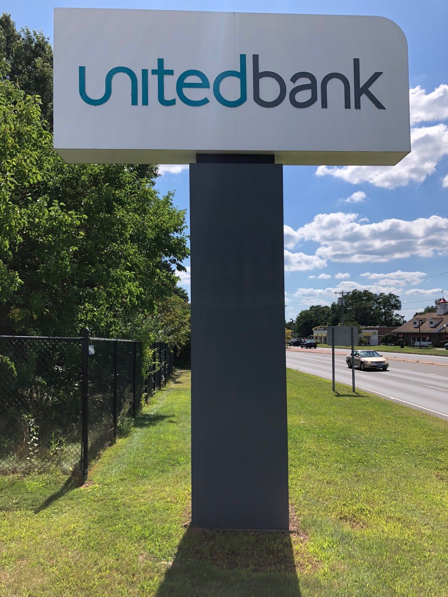 Before People's United Bank Exterior Signage