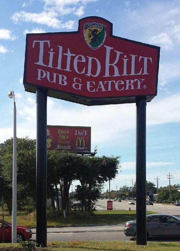 tilted kilt sign