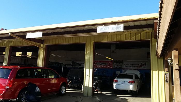 Exterior of Shop | Lemoore Tire & Auto