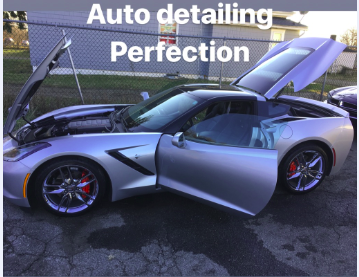 Mobile Detailing — Owner with Customers  in Columbus, OH
