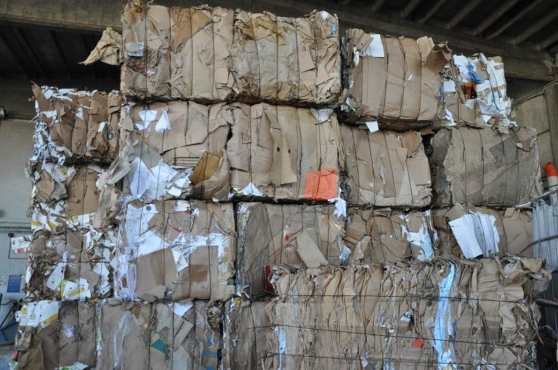 balle di rifiuti solidi urbani e industriali