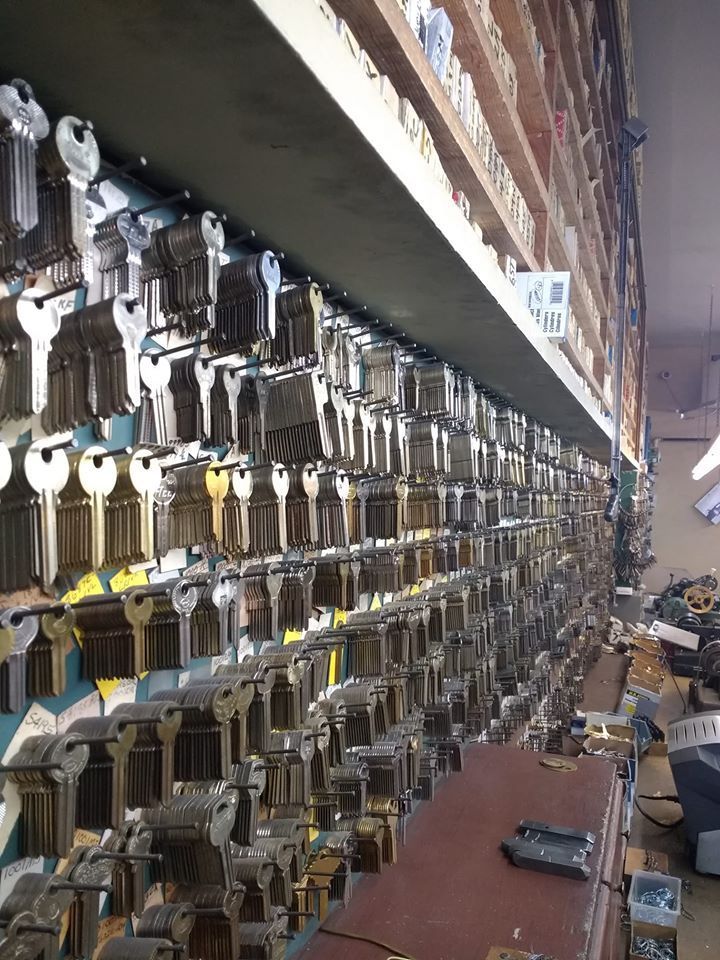 Key display inside the store