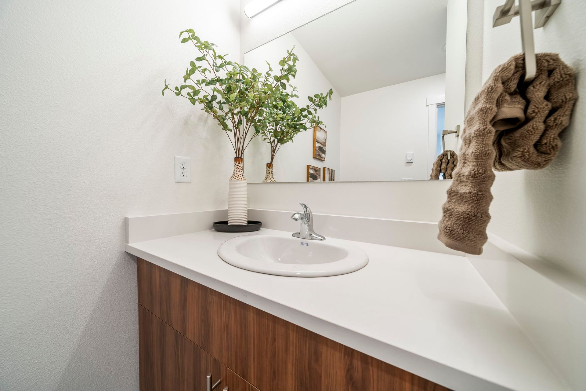 North 88 Apartments sink photo