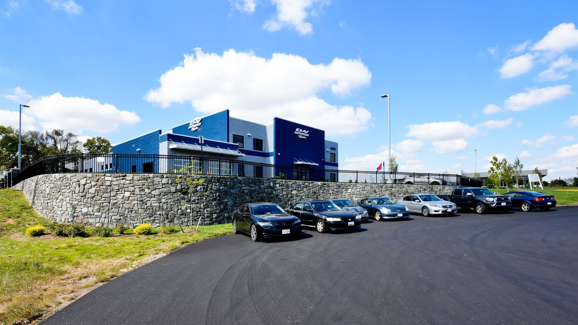 Parking Lot View Of D&V Autobody Facility | D&V Autobody