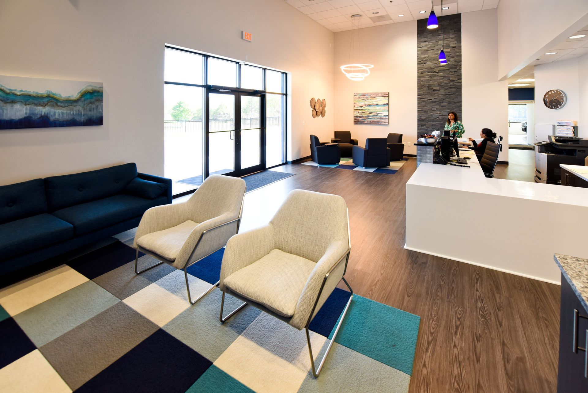 Spacious Waiting Area With Sofas And Chairs | D&V Autobody