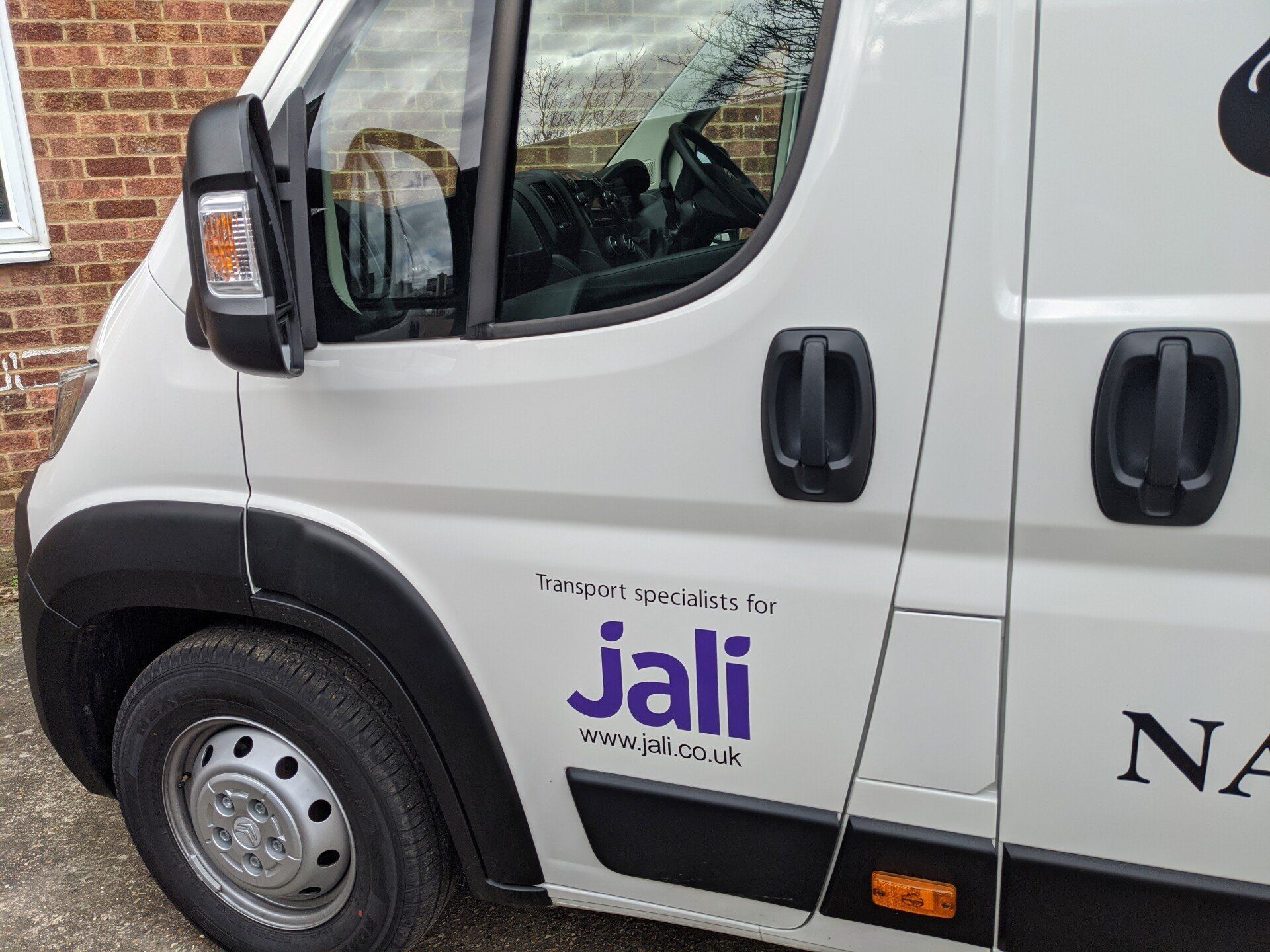 Courier delivery team