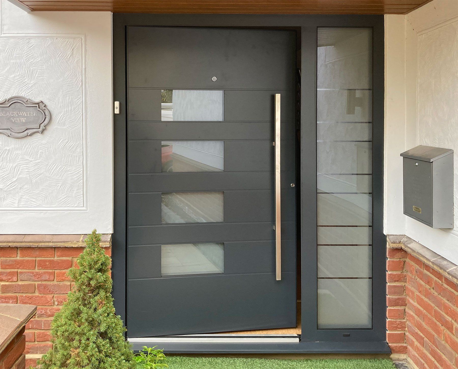 ORIGIN OB49 Aluminium Doors