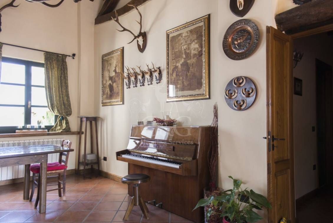 WELCOME AND STYLES DETAILS - Riserva di caccia La Centuriona - Alessandria, Piemonte