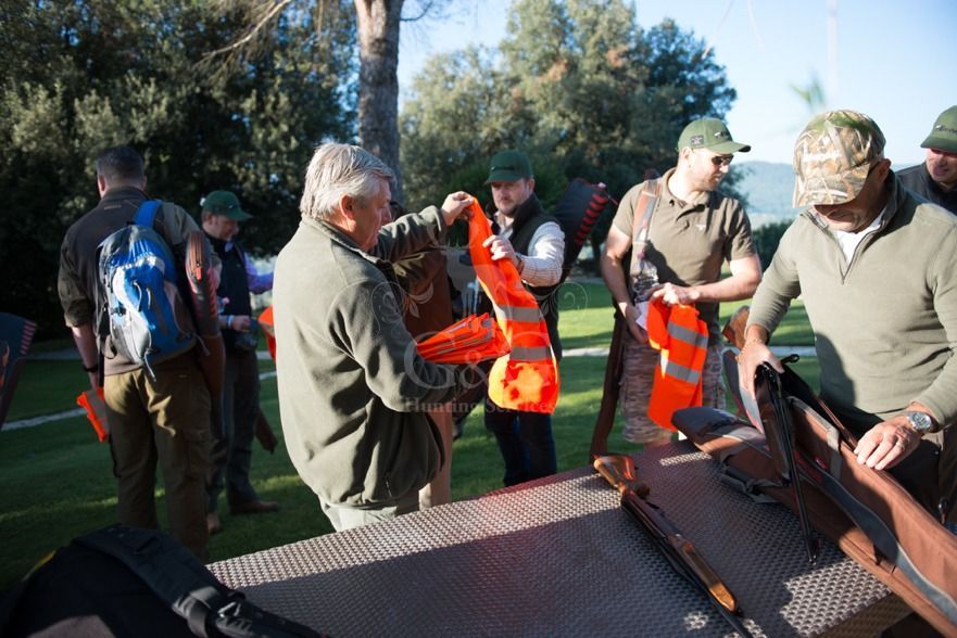 BRIEFING AND MOMENTS - Battuta al Cinghiale - G&G Hunting Services