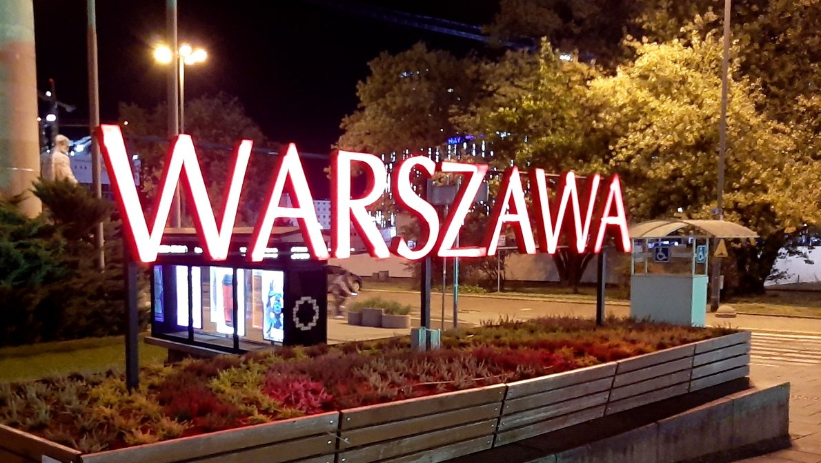 Warschau bei Nacht