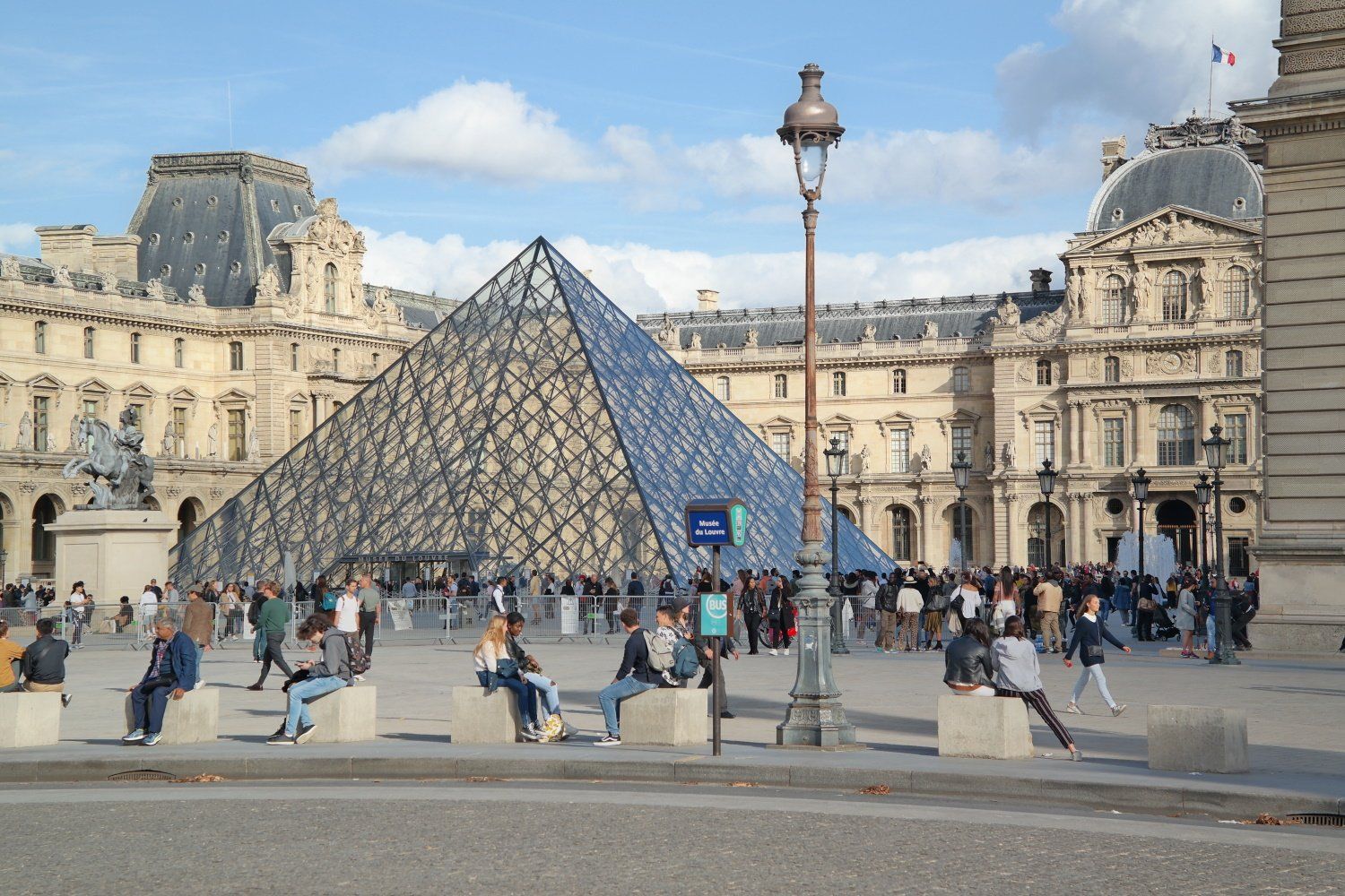 Paris Sehenswürdigkeiten  Louvre