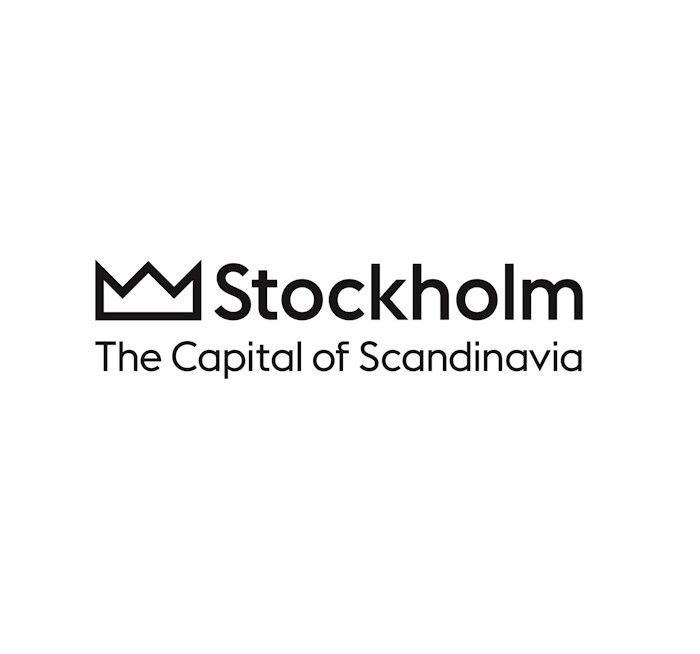 Stockholmer Logo mit schwarzer Krone und Slogan „Die Hauptstadt Skandinaviens“