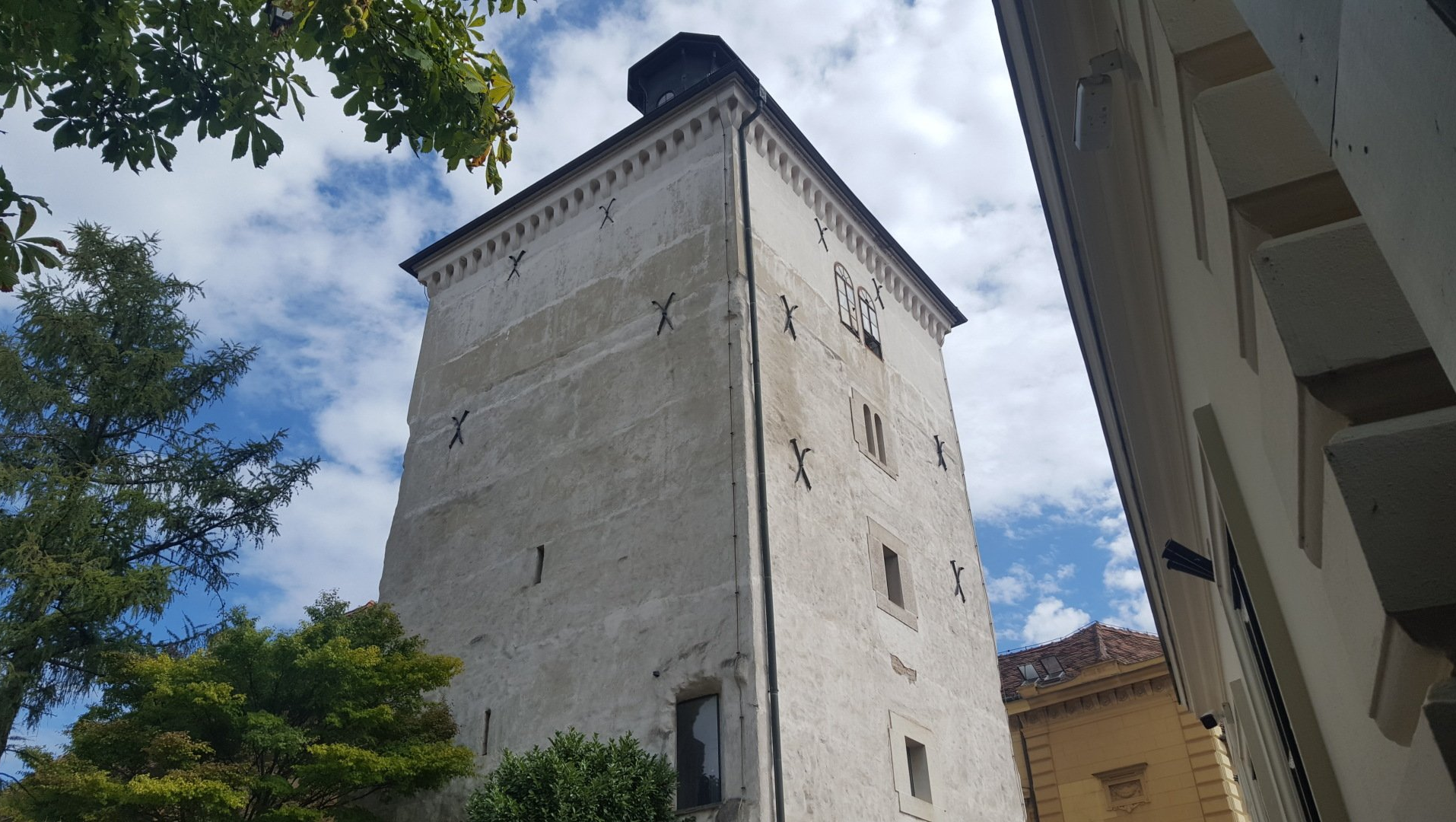 Lotrščak-Turm in Zagreb Kanonenschuss Salut