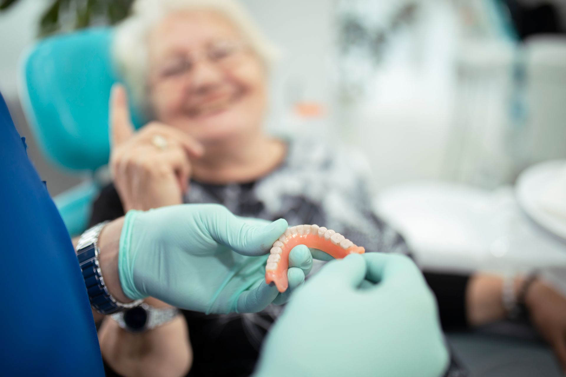 Rediscover Confidence with Dentures: A Complete Guide by Advanced Dental Center in Louisville, KY