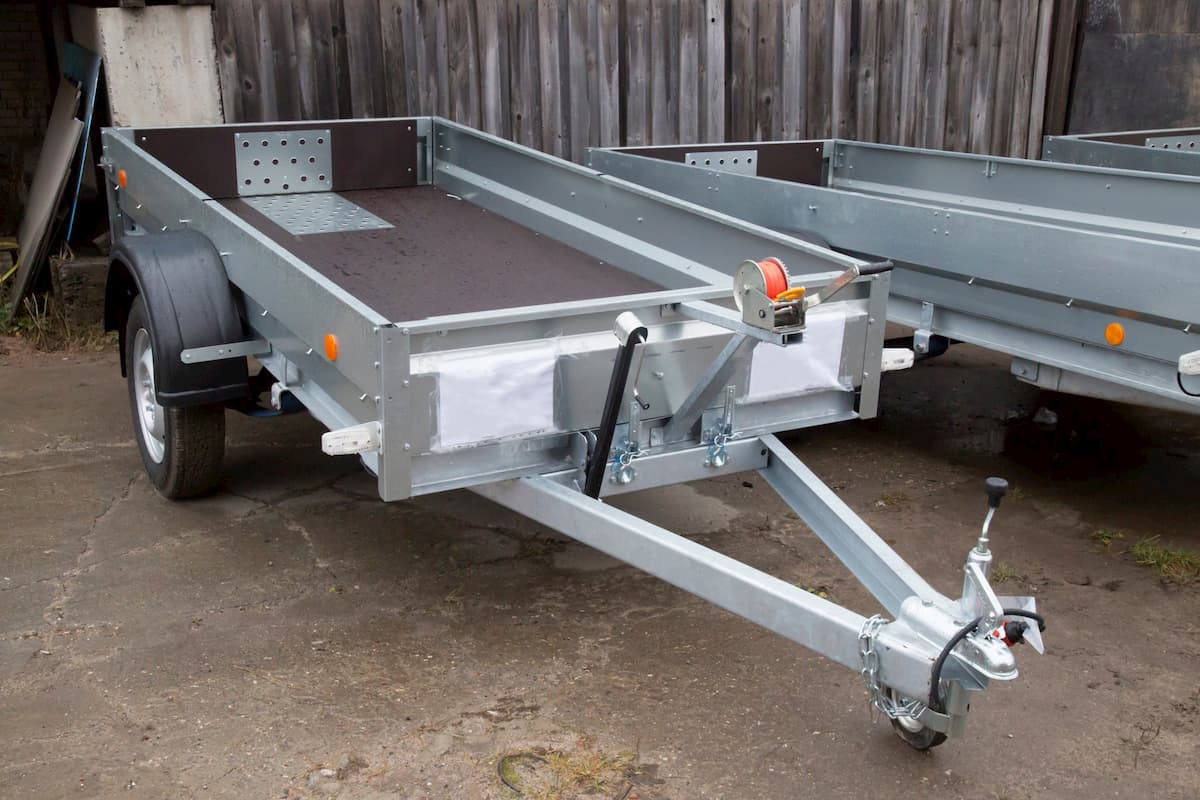 Mechanic Servicing Vehicle — Mechanic in Tamworth, NSW