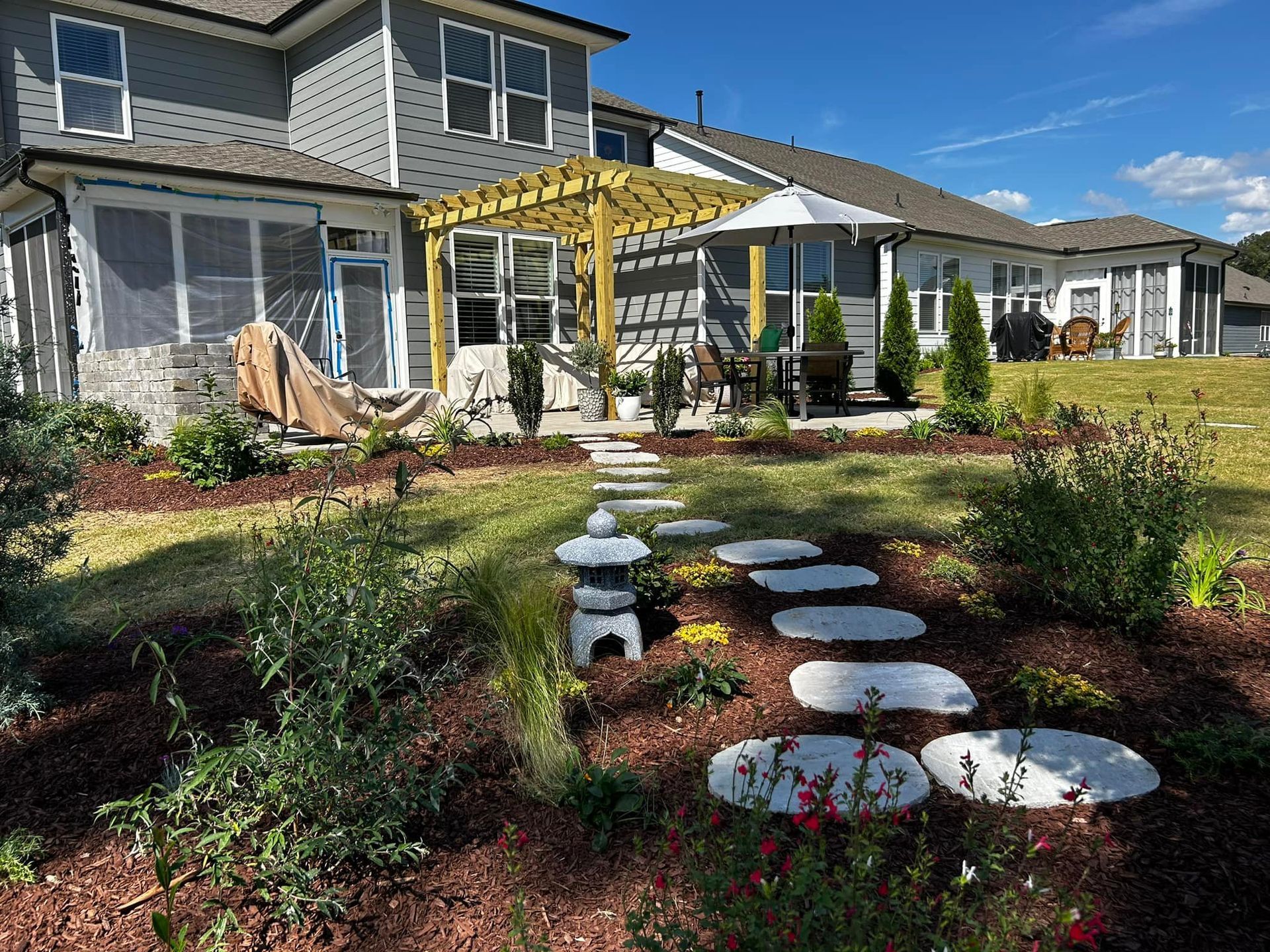 landscaping services 37