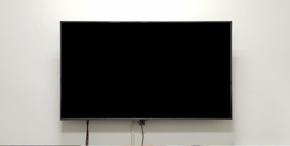 Flat screen wall mount