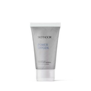 Un tubo de crema de oxígeno skeyndor power sobre un fondo blanco.