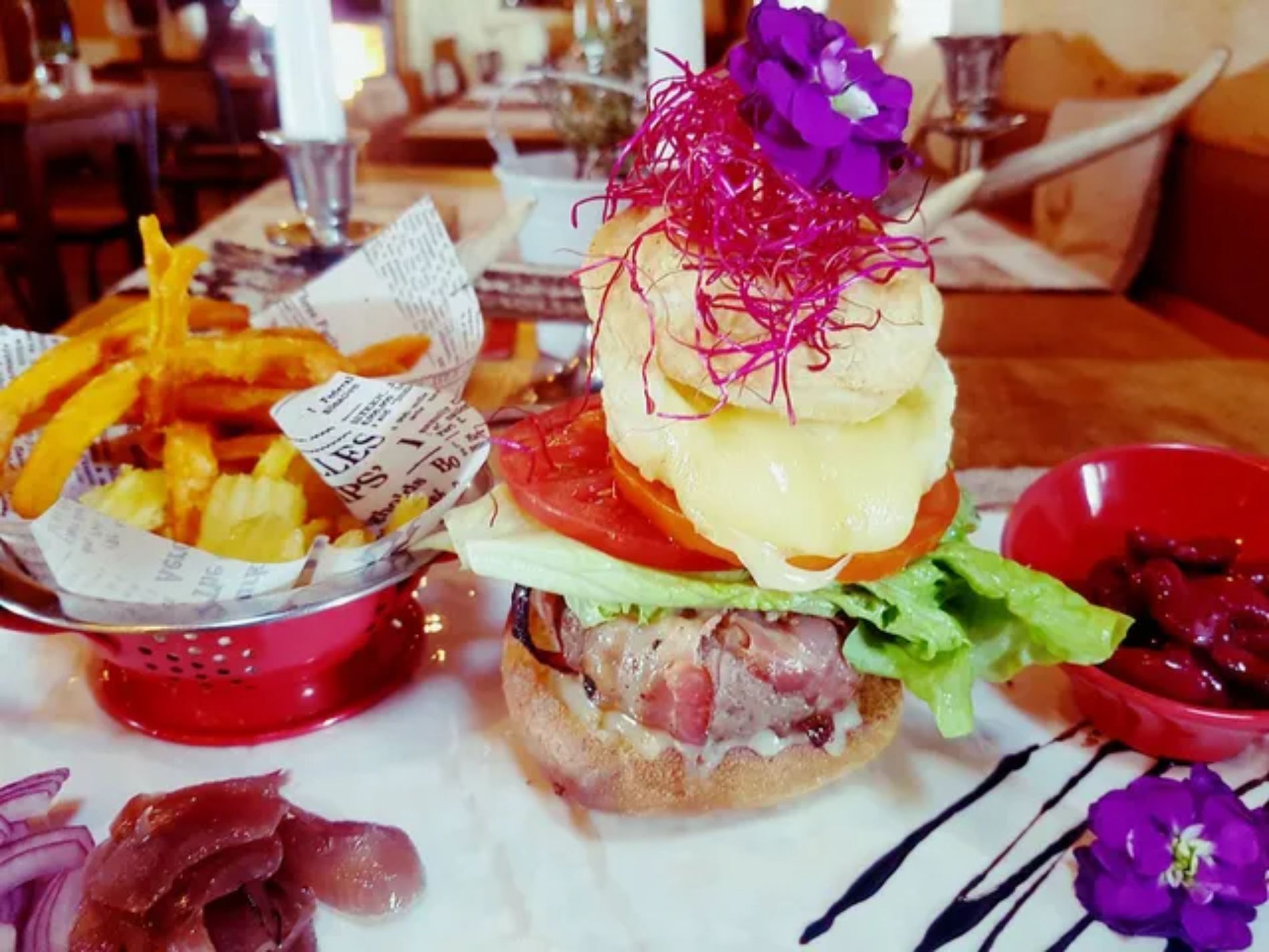 panino imbottino e patatine fritte