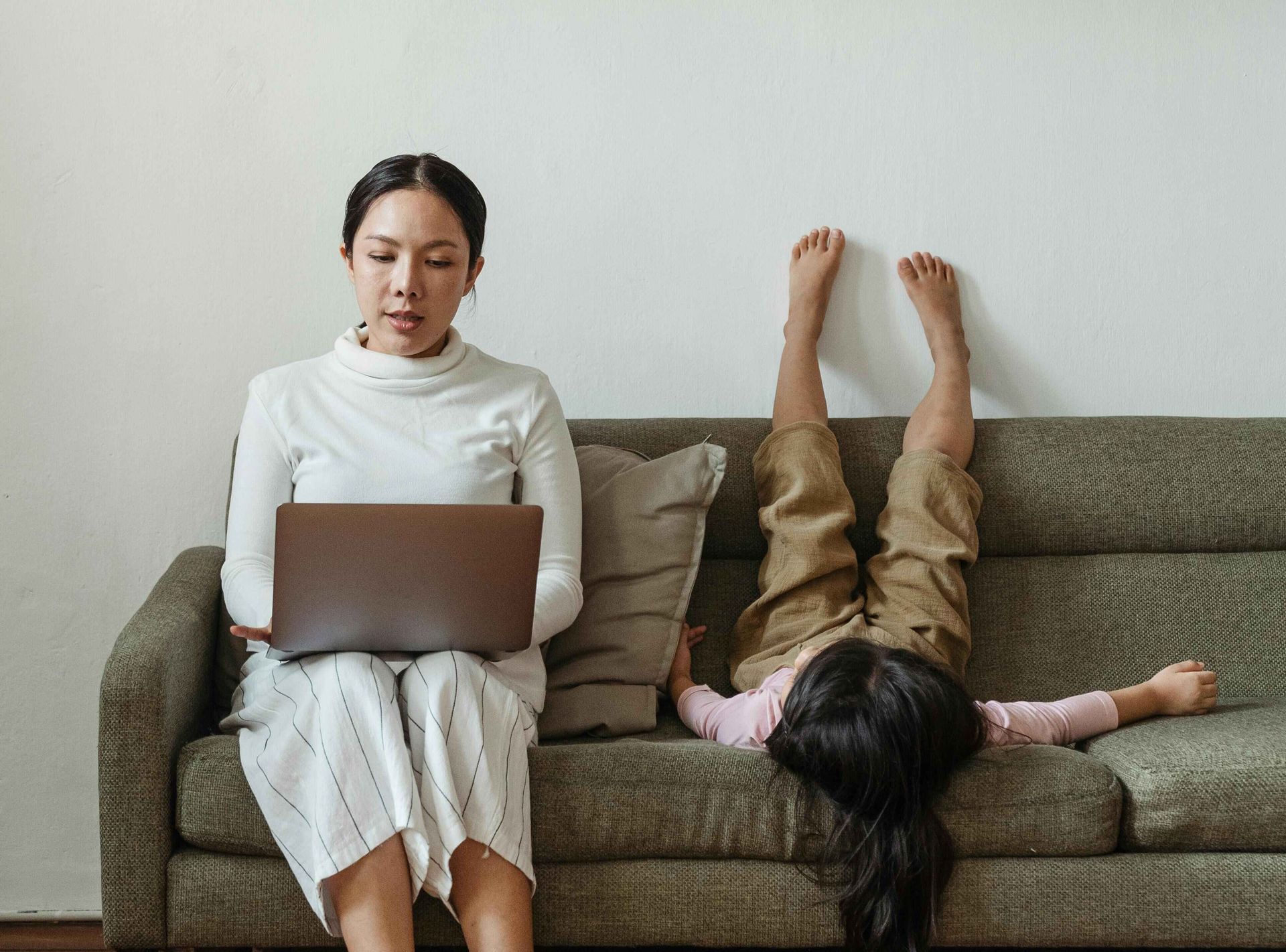 Work-Life Balance at Home: Finding Flexibility for Parents with Remote Work