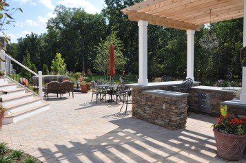 Patio and Outdoor Kitchen - Landscaping in Dulles, VA