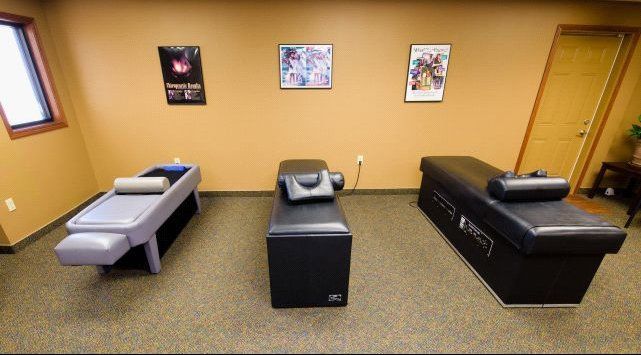 Chiropractor Bed #2 — Grand Island, NE — Choice Care Chiropractic