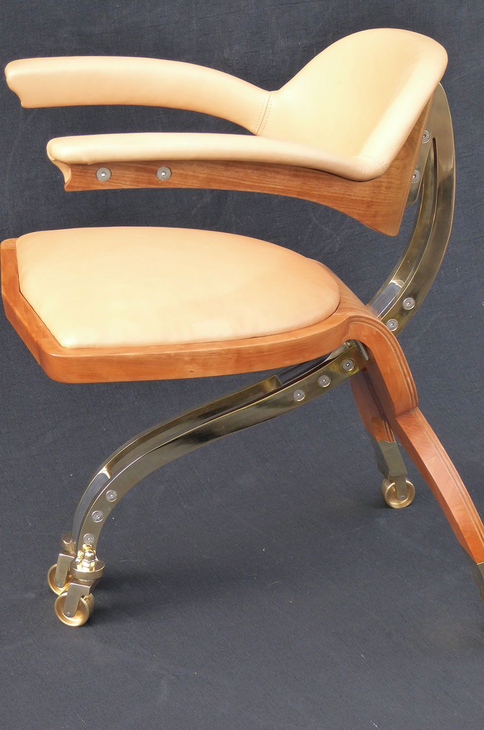 This stunning handcrafted chair is a companion to the E'Scrivo Desk