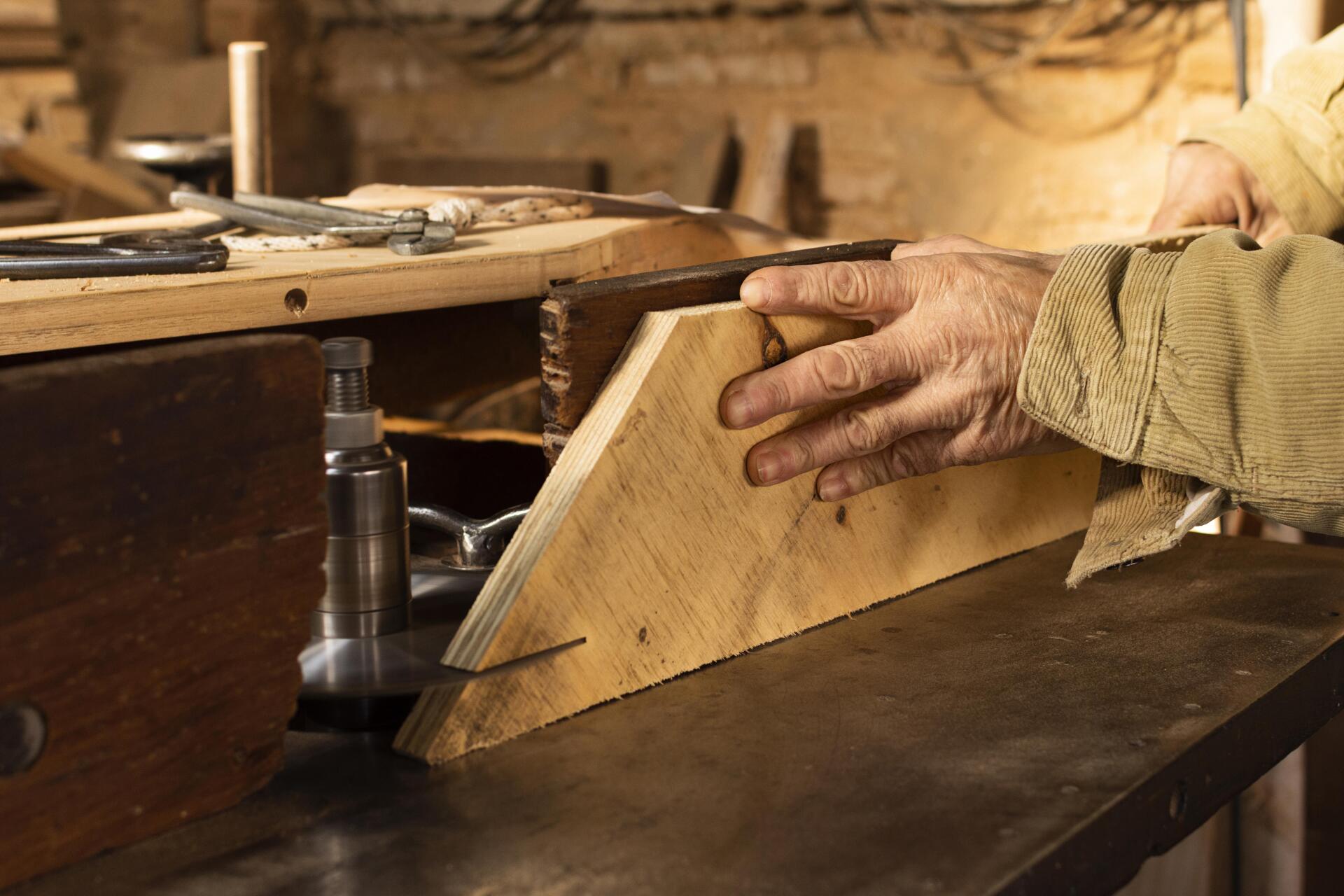 Wood Cutting. The woodworker's Bible.