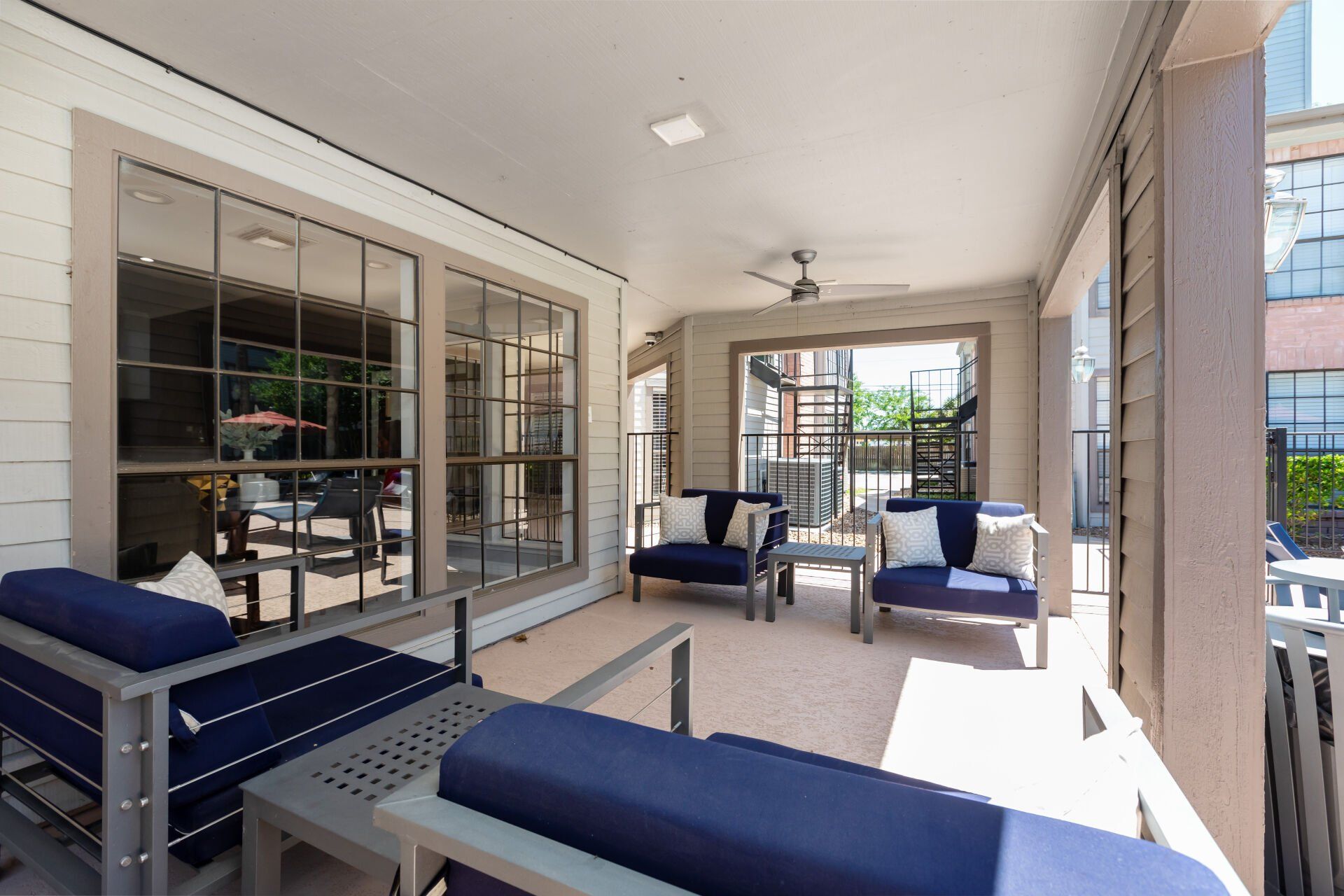 Outdoor Patio | McAlister