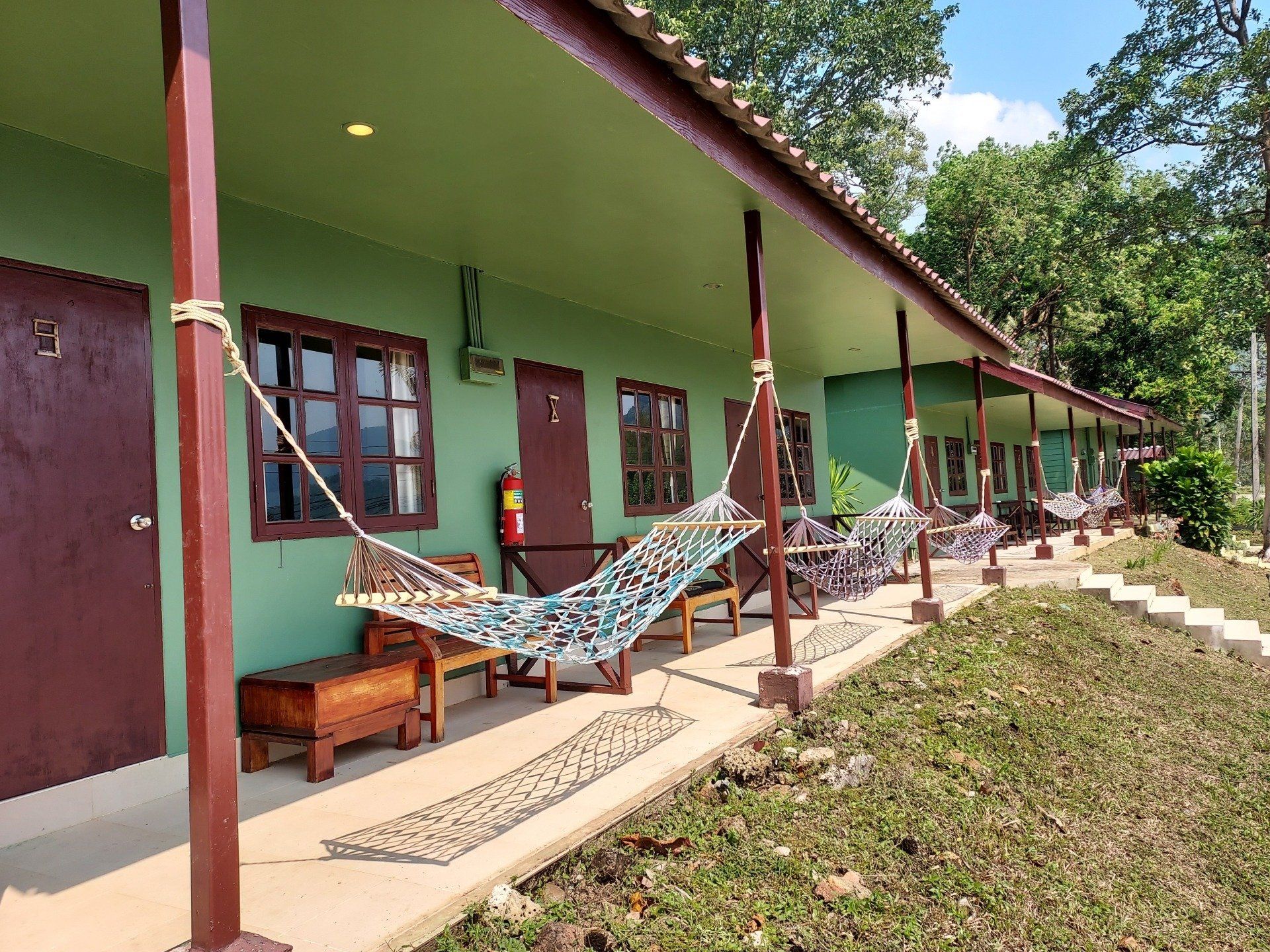 bayview garden room with aircon