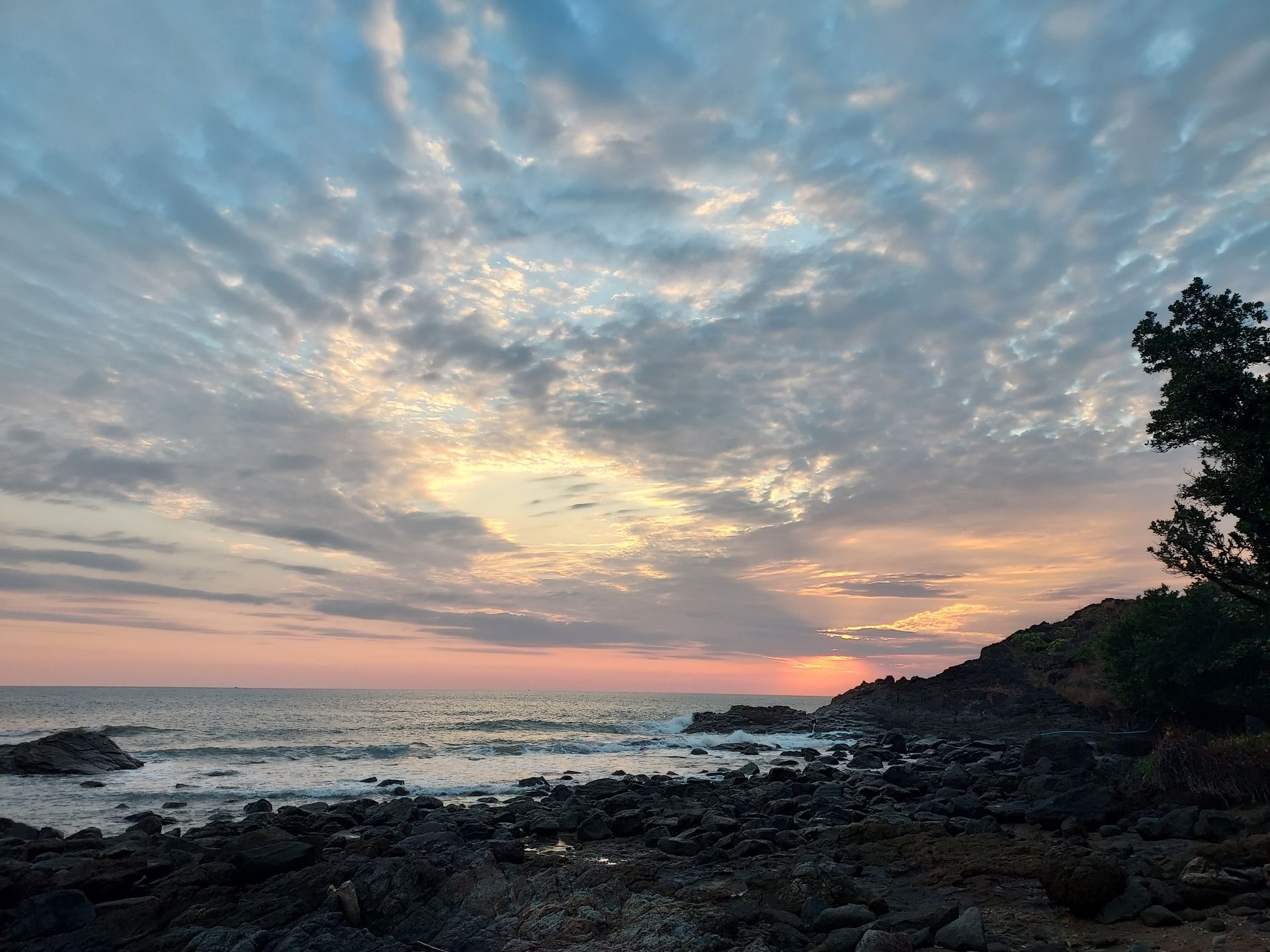 sunset at Cliff Cottage resort