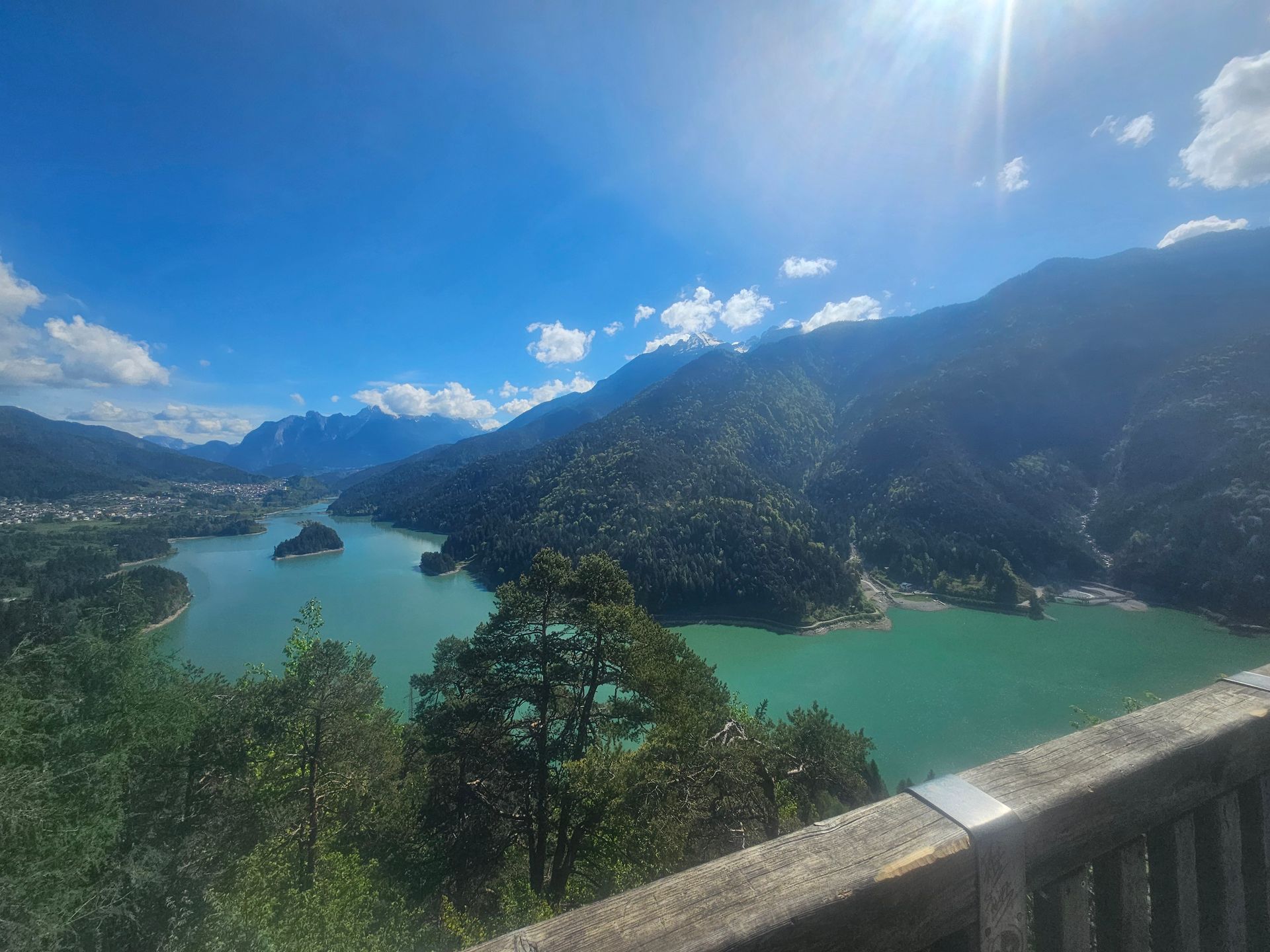 Verborgen parel in de dolomieten, waterval, lago di pieve di cadore, roadtrip dolomieten. Dolomiti - Dommege di cadore