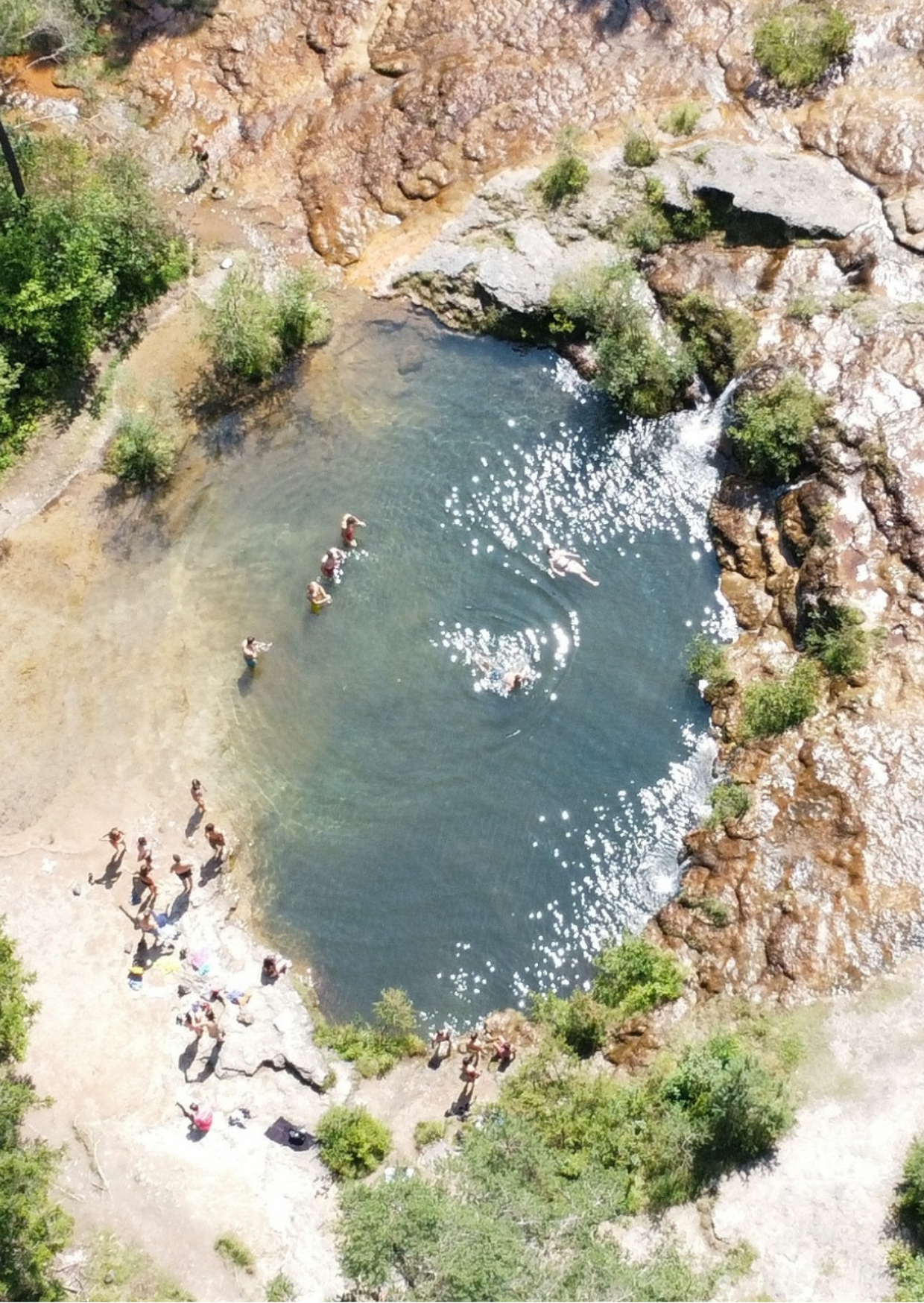 Verborgen parel in de dolomieten, waterval, lago di pieve di cadore, roadtrip dolomieten