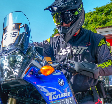 Pilto de motocicleta offroad dual