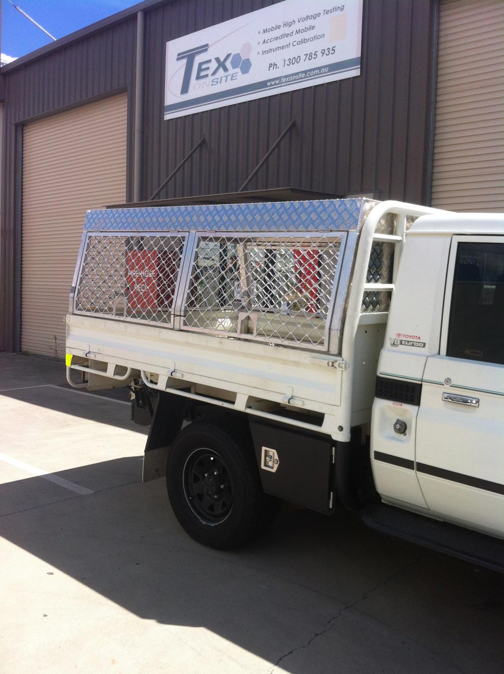 Ute Canopies — D & M Sheetmetal Gladstone QLD