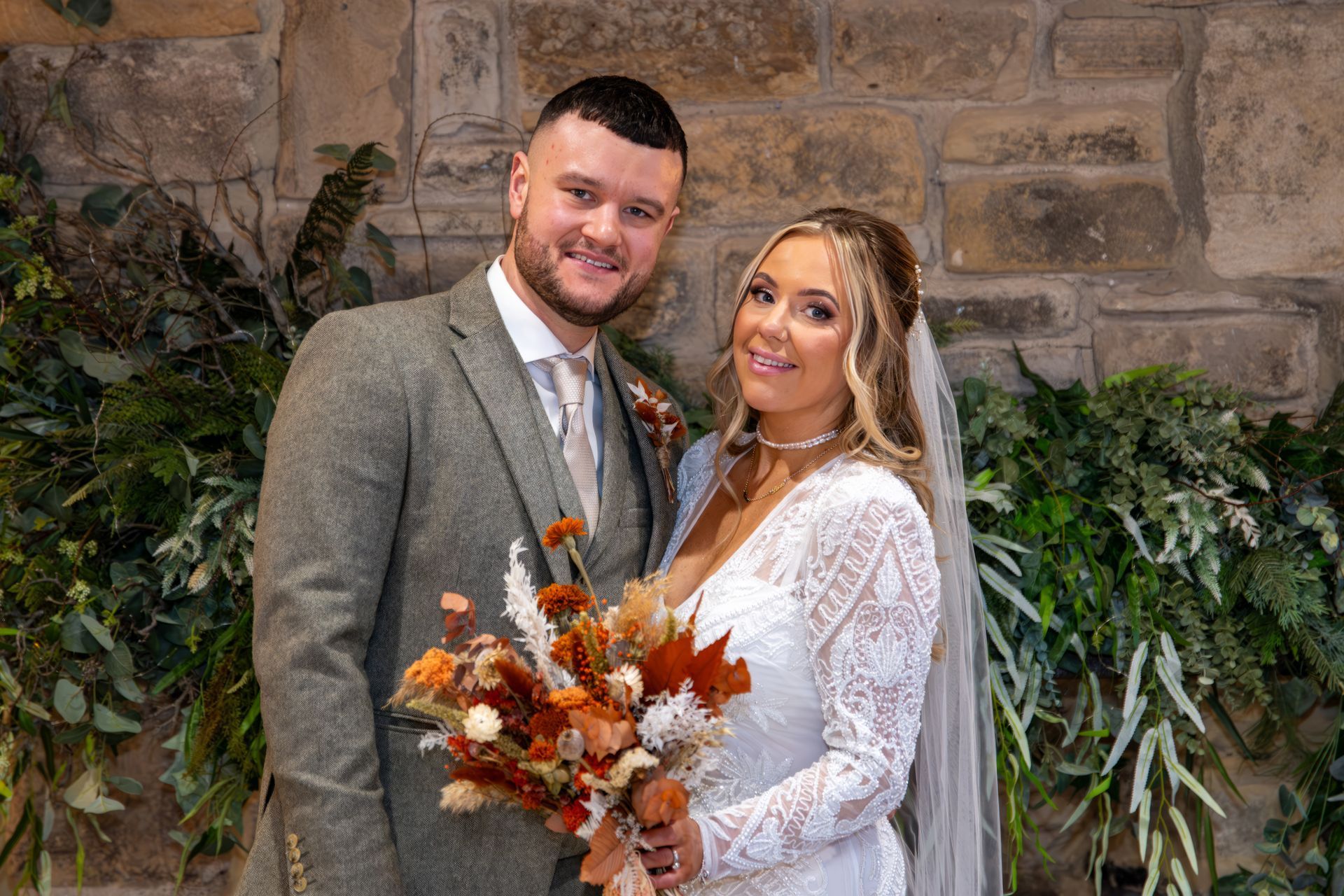 LS Photography - Trusted wedding photographer UK, Georgia bride and groom