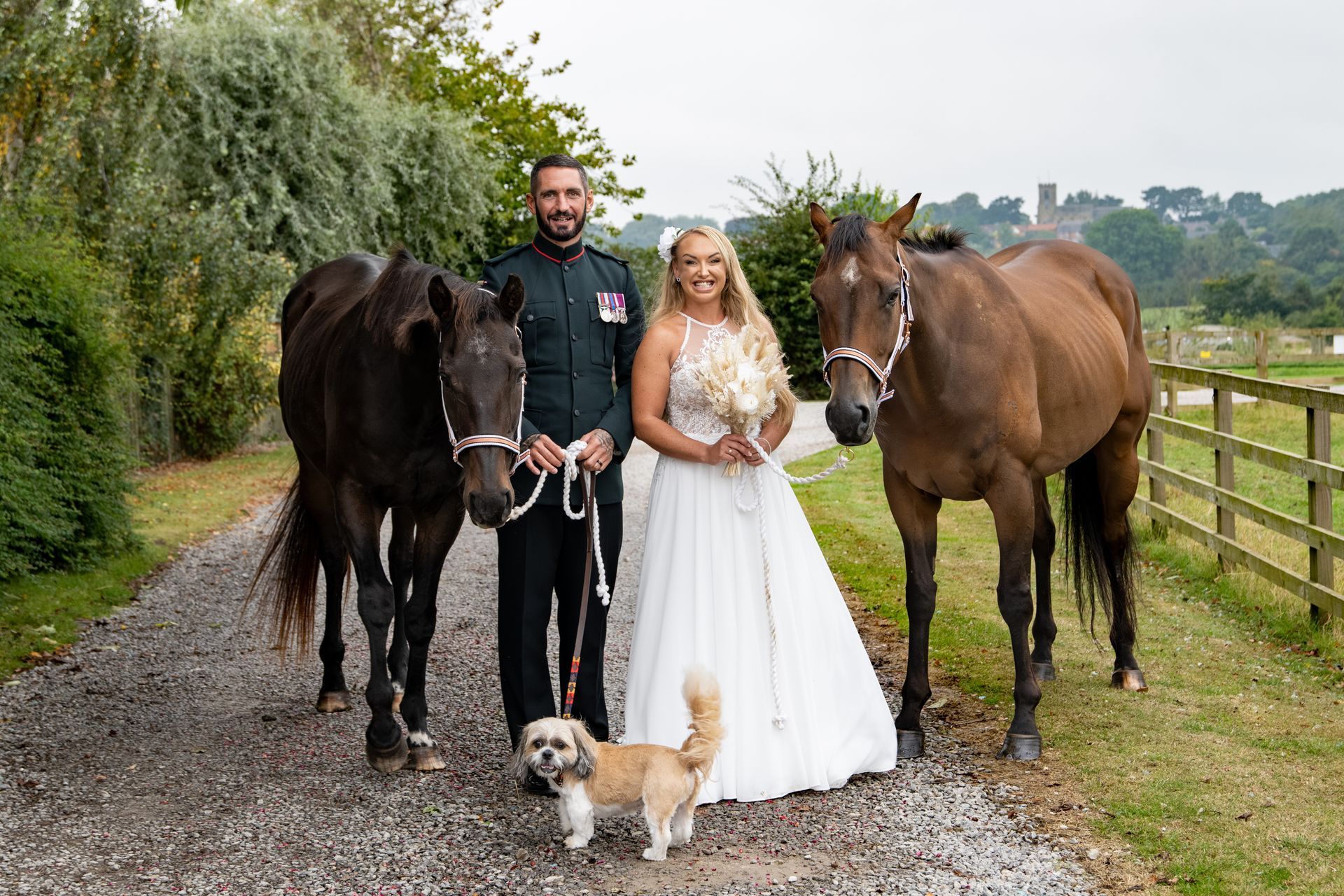 LS Photography - Trusted wedding photographer, with animals